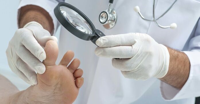 Diagnostic examination of toenails